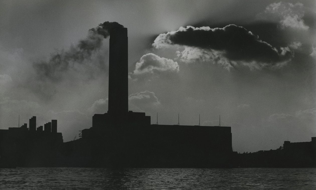 Kraftverk vid Themsen, London 1950-tal av Godfrey Macdominic