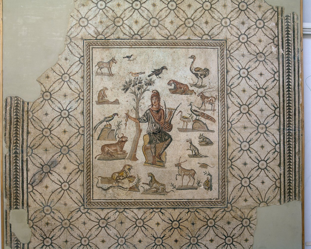 Orpheus omgiven av djur, polykrom mosaik av Greco Roman Greco Roman