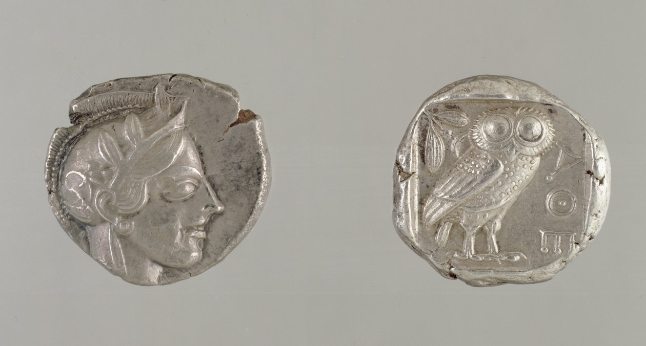 Båda sidorna av en drakma, med huvudet av Athena och en uggla, från Aten, c.450-440 f.Kr. (silver) av Greek