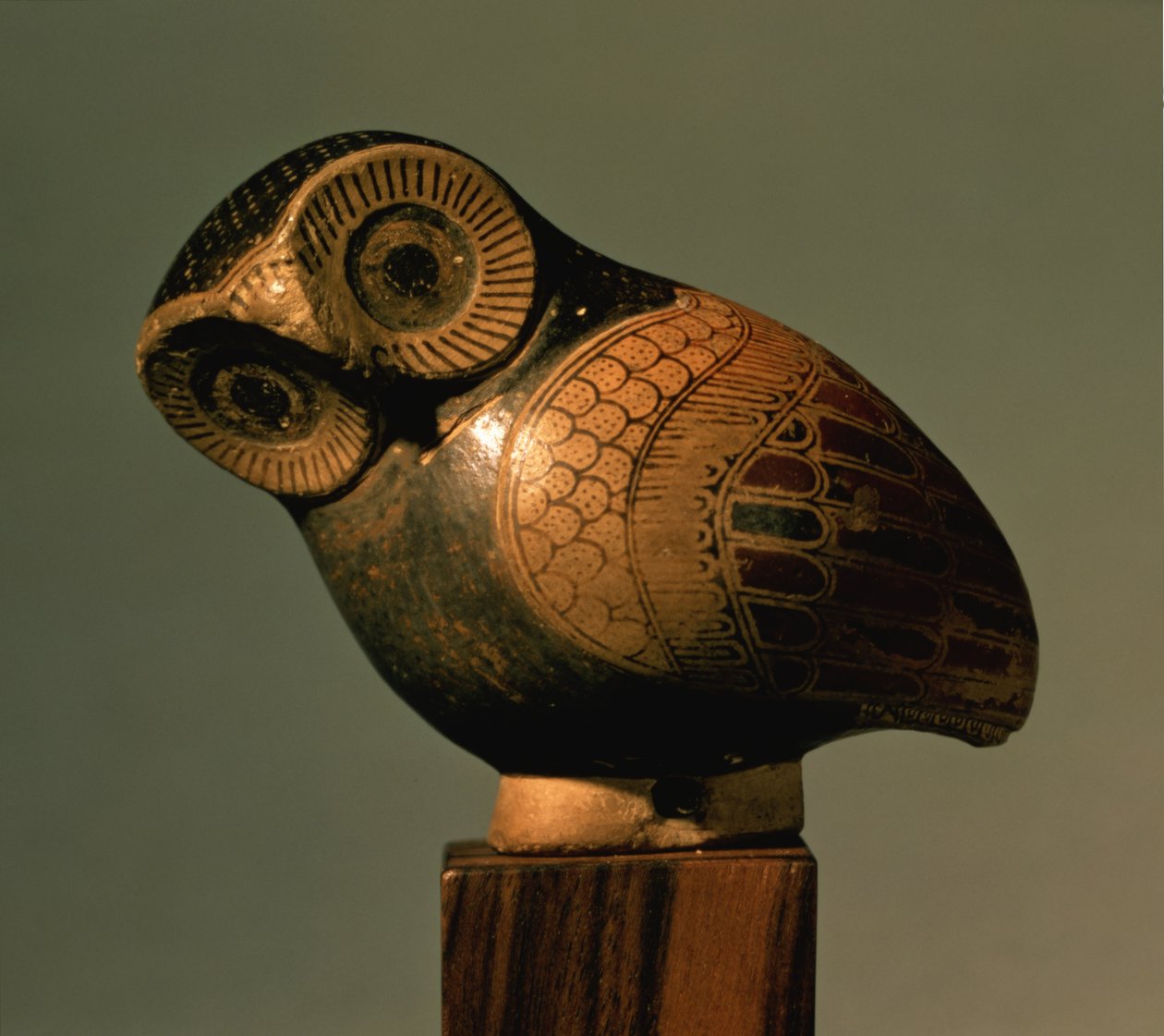 Vas i form av en uggla, Proto-Corinthian, c.640 f.Kr. (keramik) av Greek