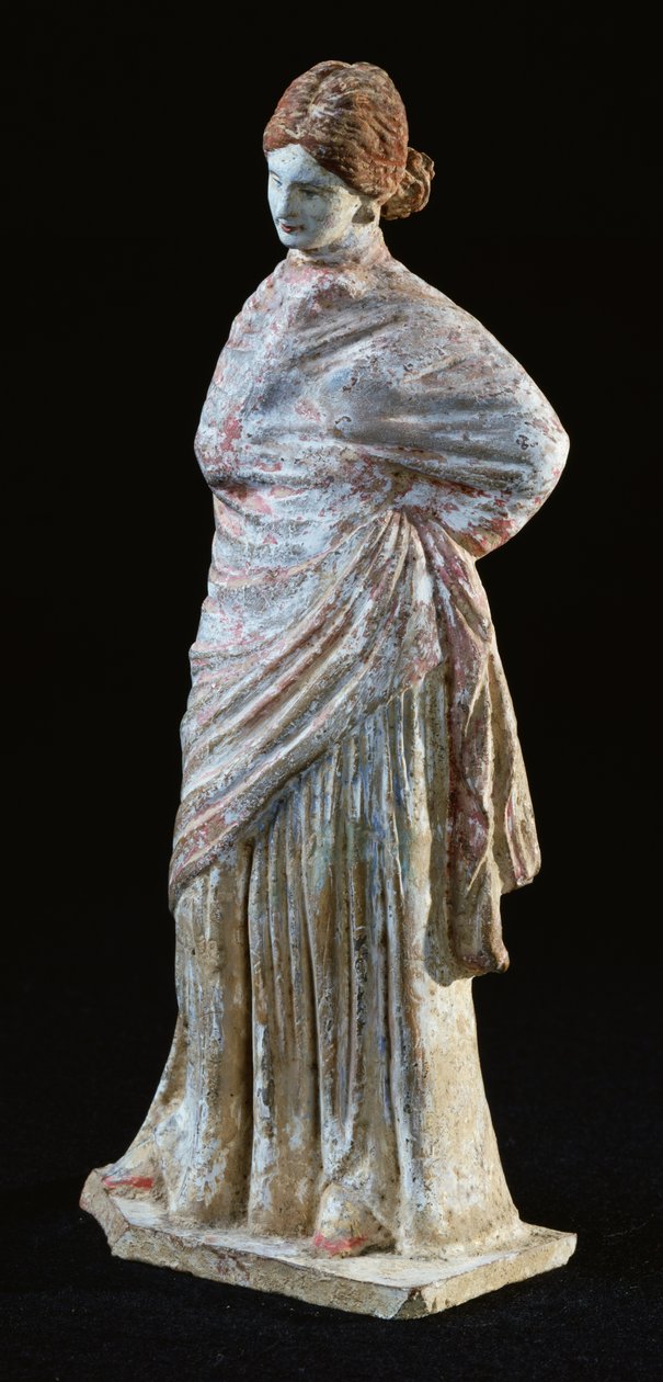 Statyett av en kvinna med draperade kläder, från Tanagra, Boeotia av Greek