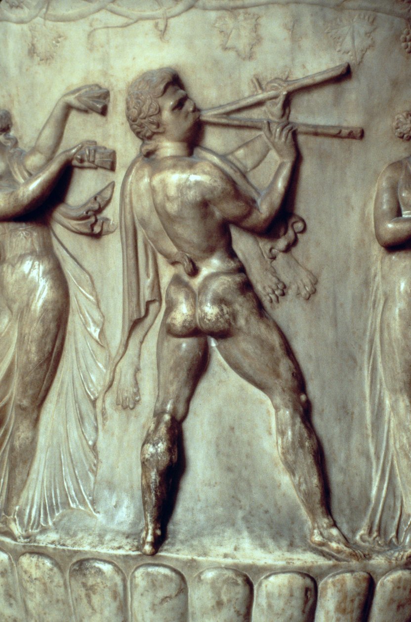 Borghese-kratern eller vasen, detalj av relief föreställande en man som spelar dubbelflöjt, Neo-Attic, c.40-30 f.Kr. marmor av Greek