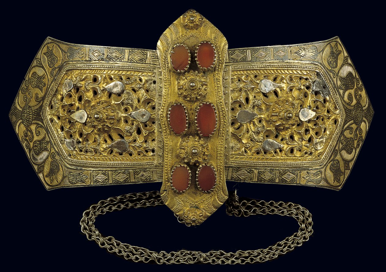 Bältesspänne, från Ipeiros (förgylld silver, agat & niello) av Greek School