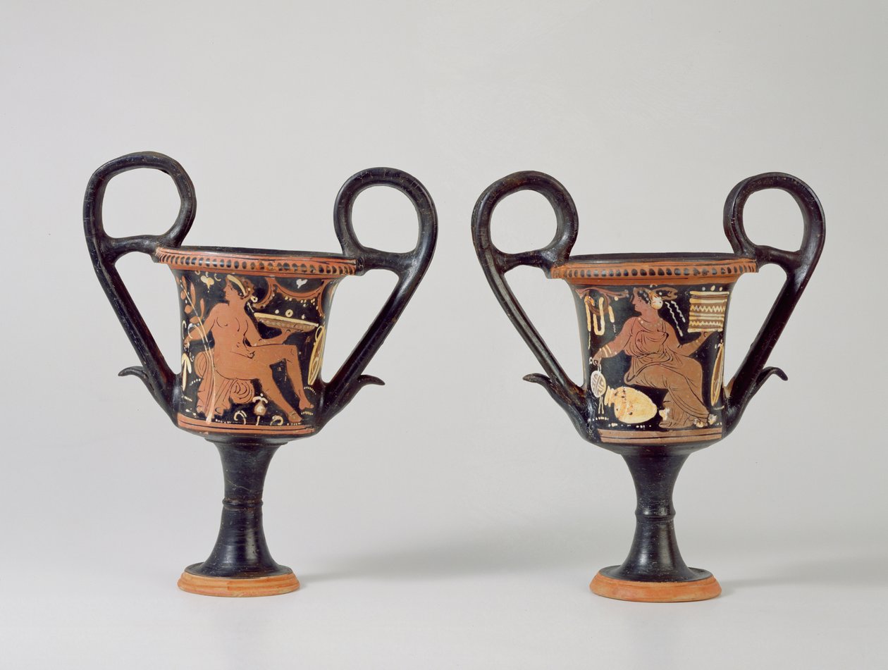 Rödfigur kantharos föreställande en ungdom och kantharos föreställande en kvinna, ca 310 f.Kr. (keramik) av Greek School