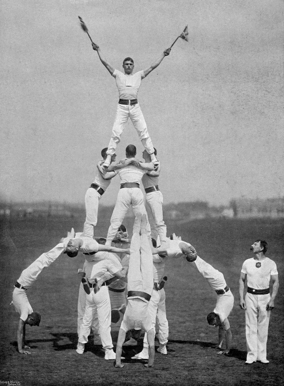 Utställning av personalen på Aldershot gymnasium, Hampshire, 1895 av Gregory and Co