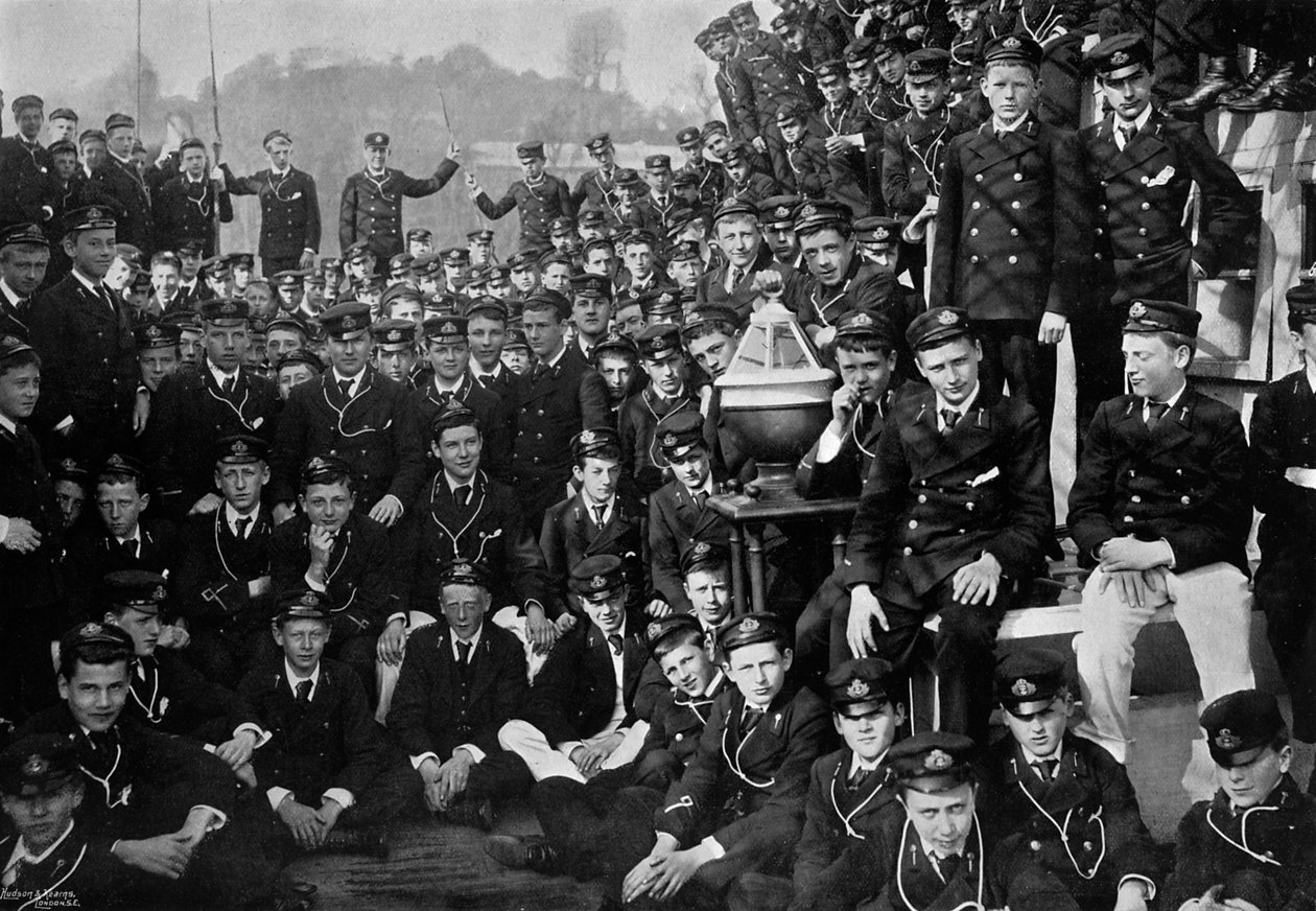Sjökadetter ombord på HMS Britannia, Dartmouth, Devon, 1895 1896 av Gregory and Co