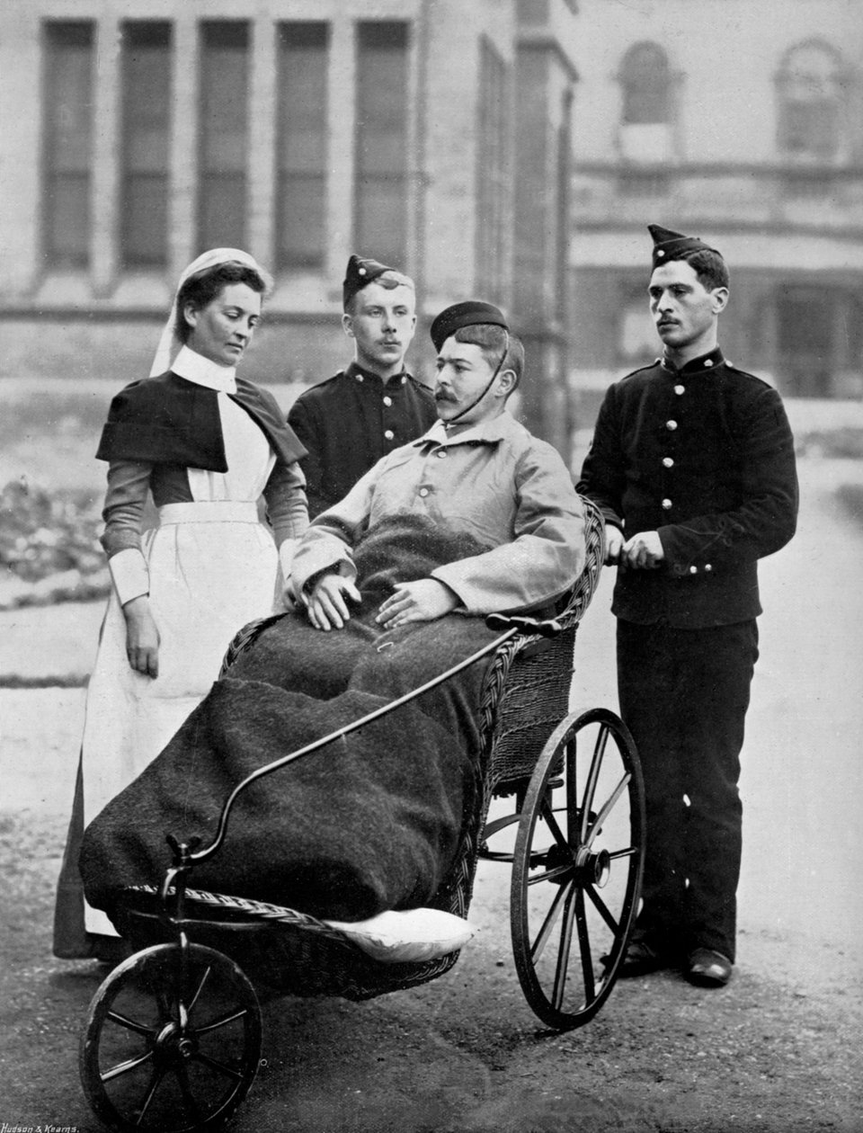 The convalescent, Herbert Hospital, Woolwich, London, 1896 av Gregory and Co