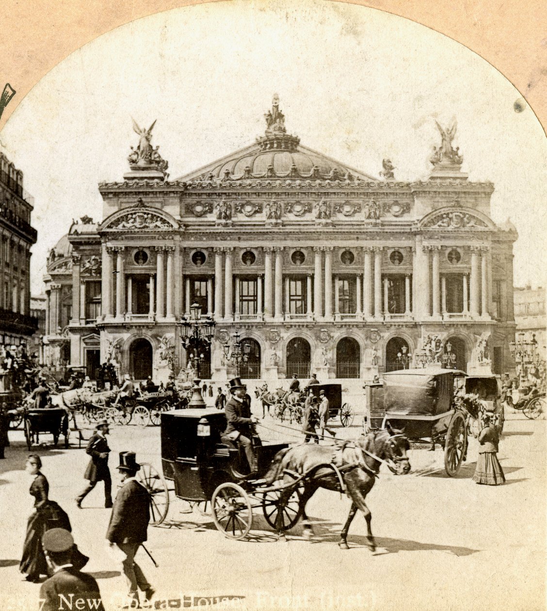 Grand Opera House, Paris, sent 1800-tal. av Griffith and Griffith