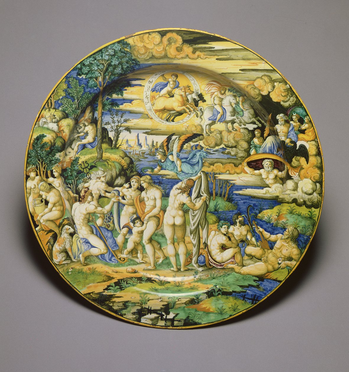 C.59-1927 Fat med en föreställning av domen i Paris, ca 1544-50 (tennglaserat lergods) av Guido Durantino