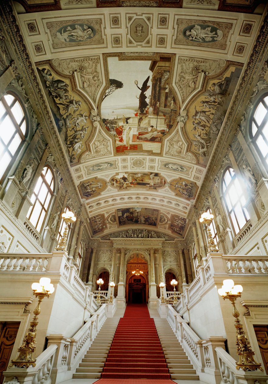Burgtheater (hovteatern) i Wien, trappan (till vänster): Teatern i Taormina av Gustav Klimt