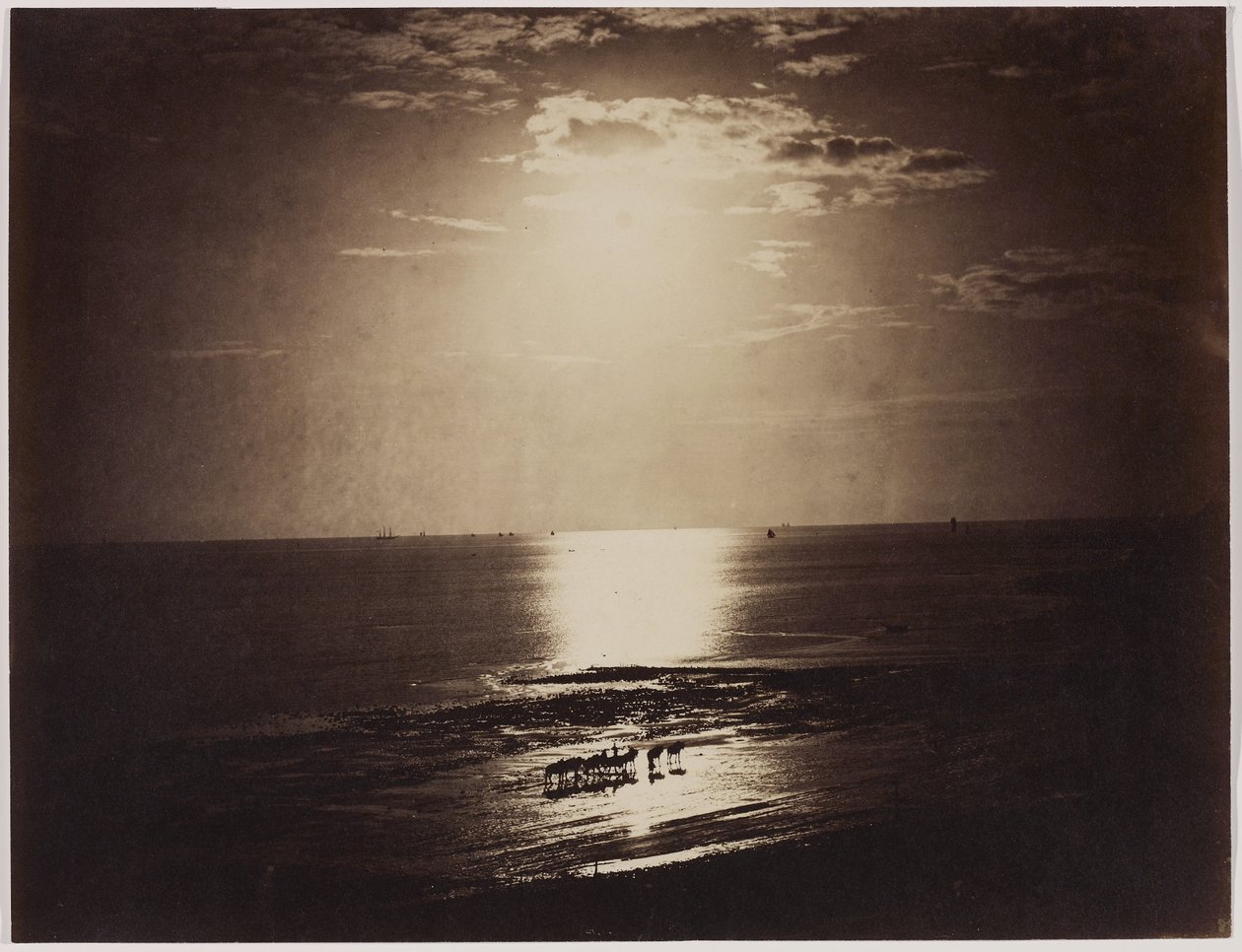 Den krönta solen, Normandie, 1856-59 (albumintryck från vått kollodiumnegativ) av Gustave Le Gray