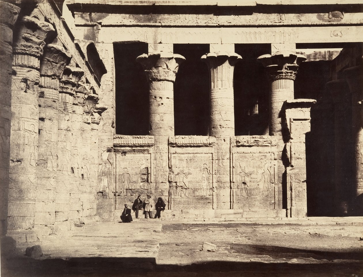 Edfus tempel, 1867. av Gustave Le Gray