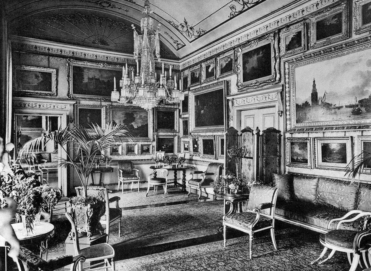 The Piccadilly Room, Apsley House, 1908. av HN King