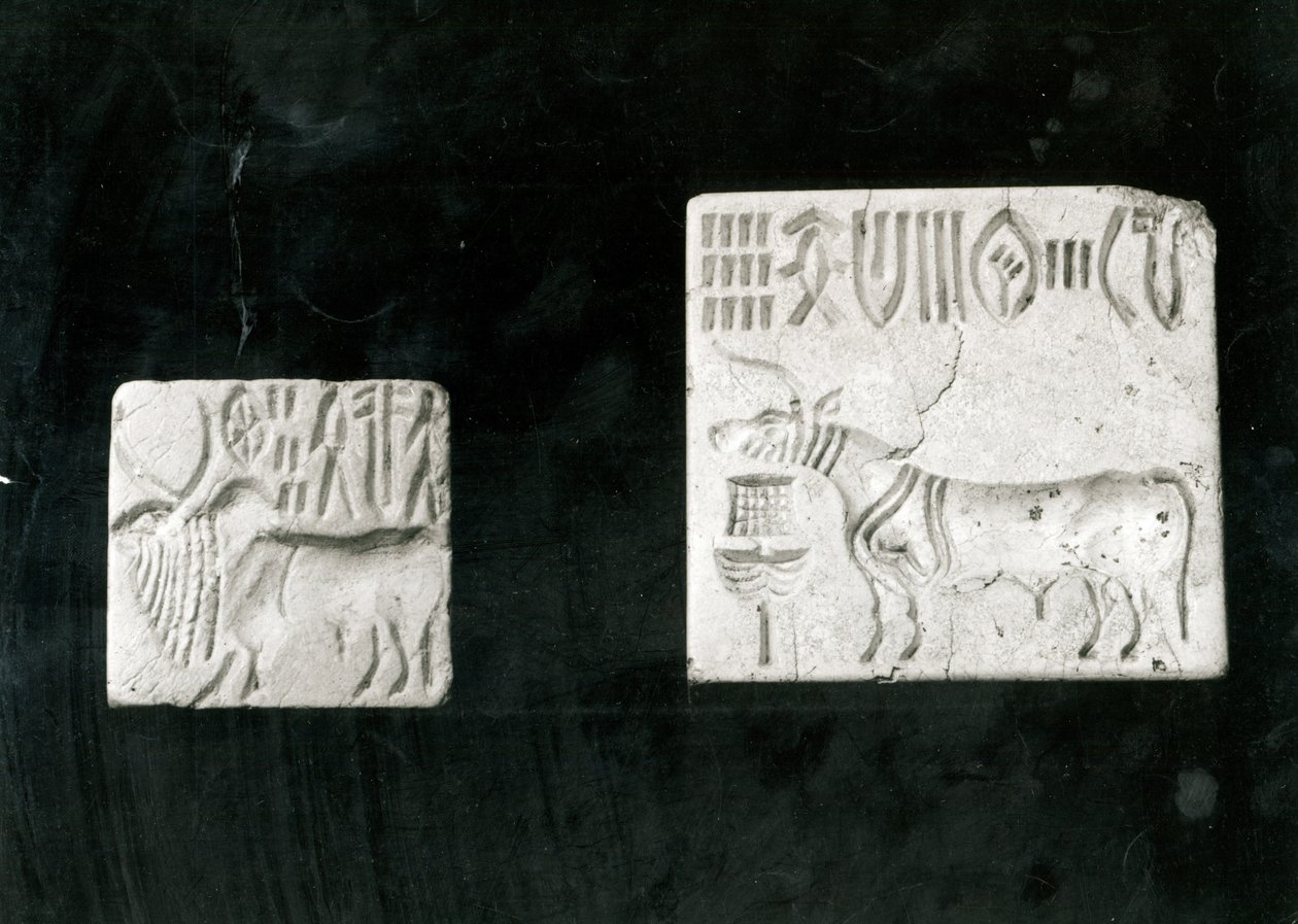 Två dekorerade sigill föreställande en zebu och en tjur, från Mohenjodaro, Protohistoric av Harappan