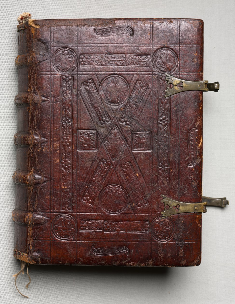 Evangelisk bok med evangelistporträtt av Hausbuch Master