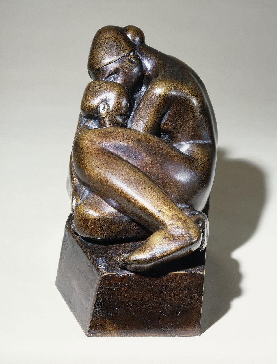 Moderskap, född 1913; gjutna i början av 1960-talet av Henri Gaudier Brzeska
