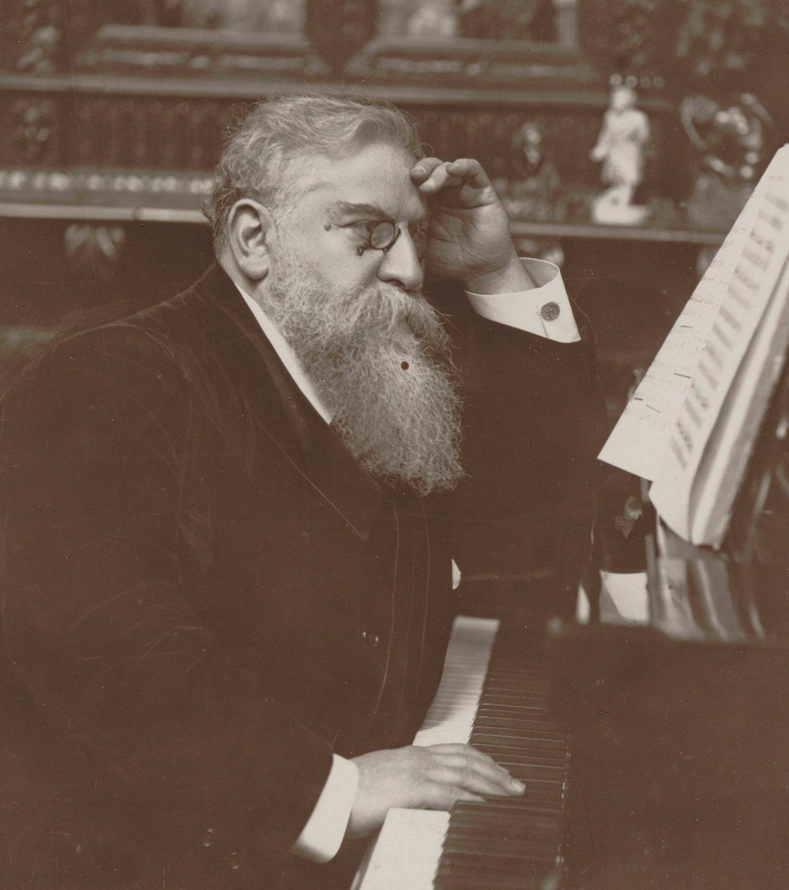 Porträtt av kompositören Raoul Pugno 1852-1914, ca. 1910. av Henri Manuel