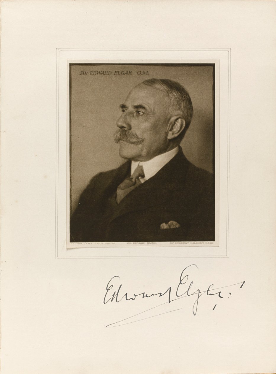 Porträtt av kompositören Sir Edward William Elgar 1857-1934, 1923. av Herbert Lambert