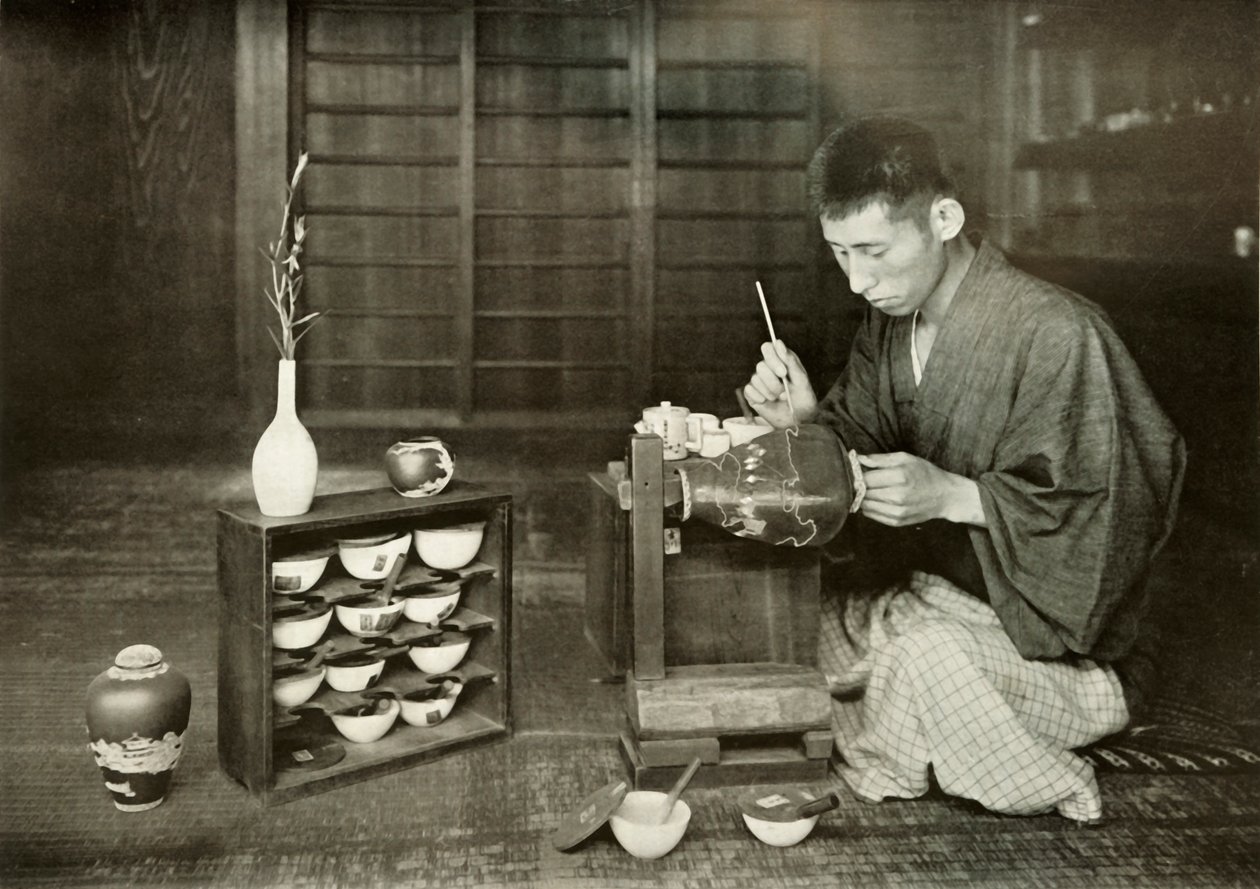 En Cloisonne-vas för kejsaren, 1910. av Herbert Ponting