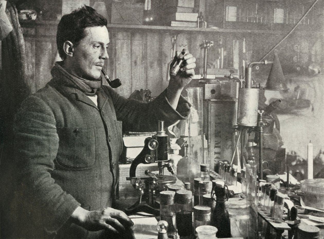 Dr. Atkinson i hans laboratorium, 15 september 1911, 1913 av Herbert Ponting