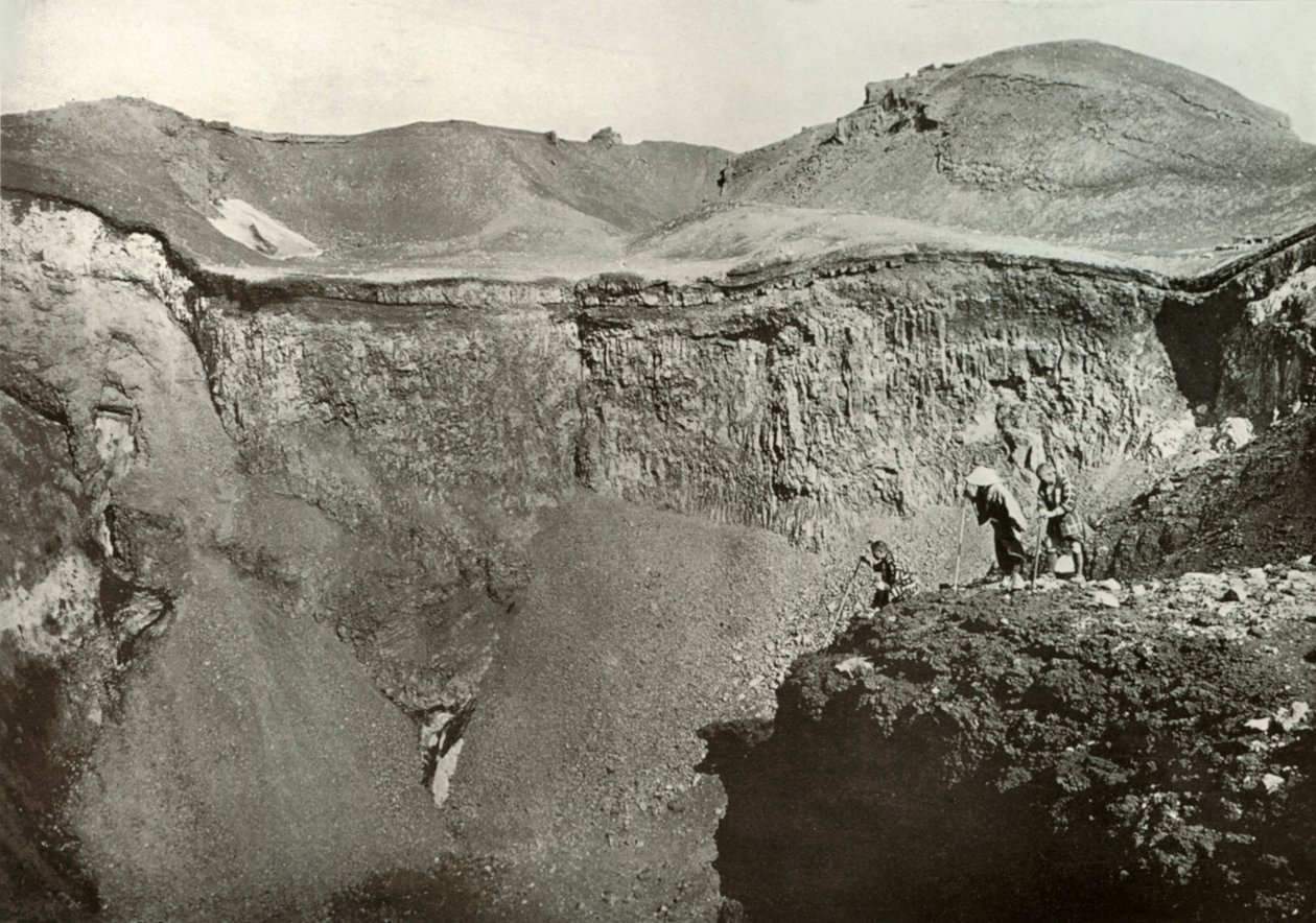Den heliga kratern i Fuji-San, 1910. av Herbert Ponting