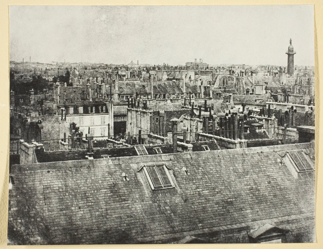 Paris Roofs (Utsikt från rue Castiglione?) av Hippolyte Bayard