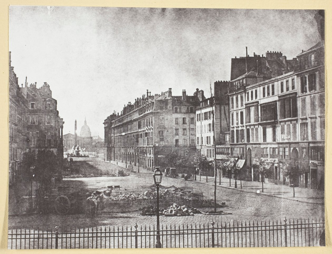 Rue Royale och resterna av barrikaderna 1848 av Hippolyte Bayard