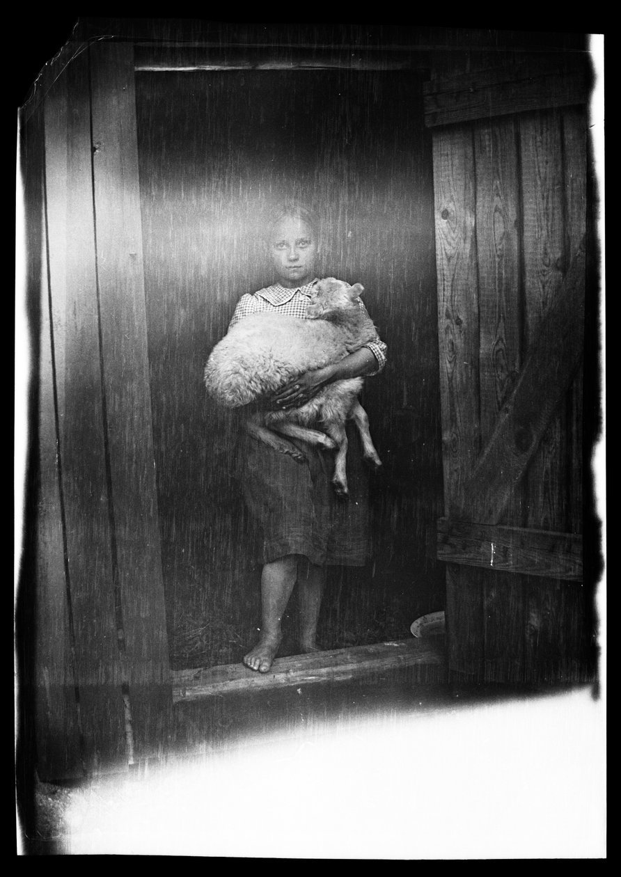 Sheep Girl, Hilma Ylä-Outinen och Bunka av Hugo Simberg