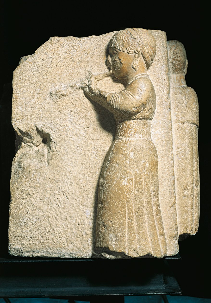 Spanien, Osuna (Urso), Basrelief föreställande en aulosspelare av Iberian