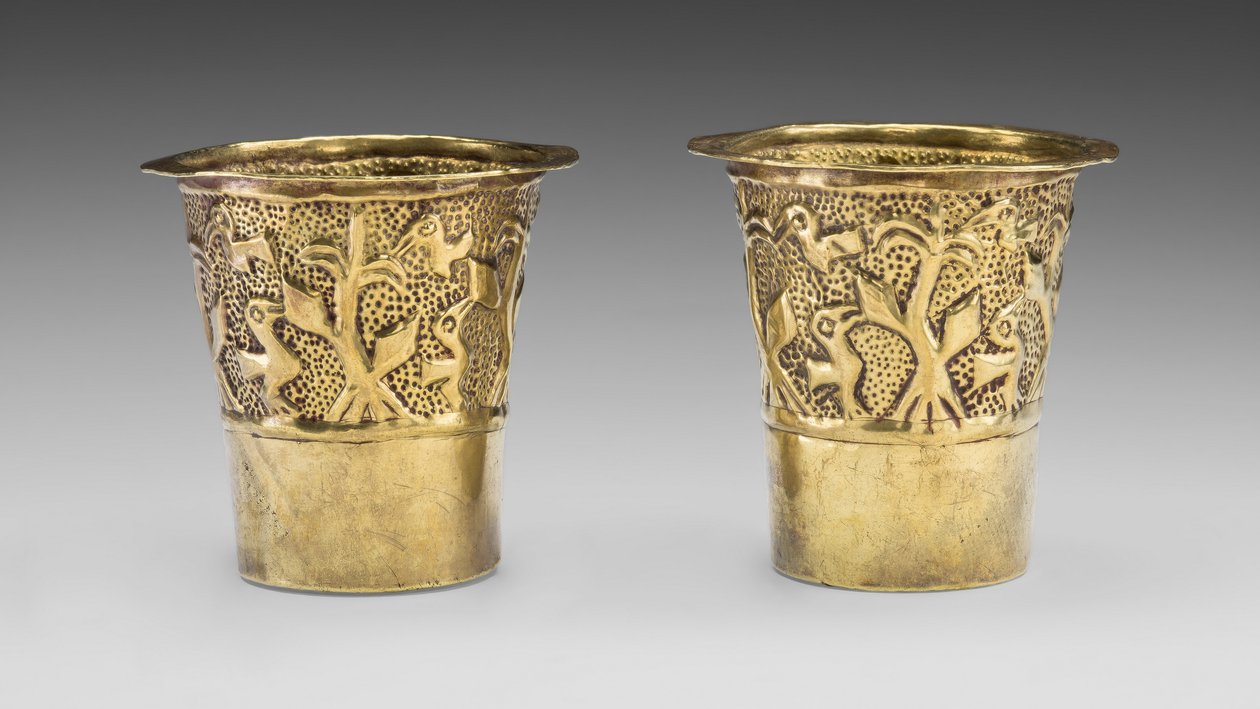 Ett par bägare föreställande fåglar i ett majsfält, 1100-1438 e.Kr. av Incan