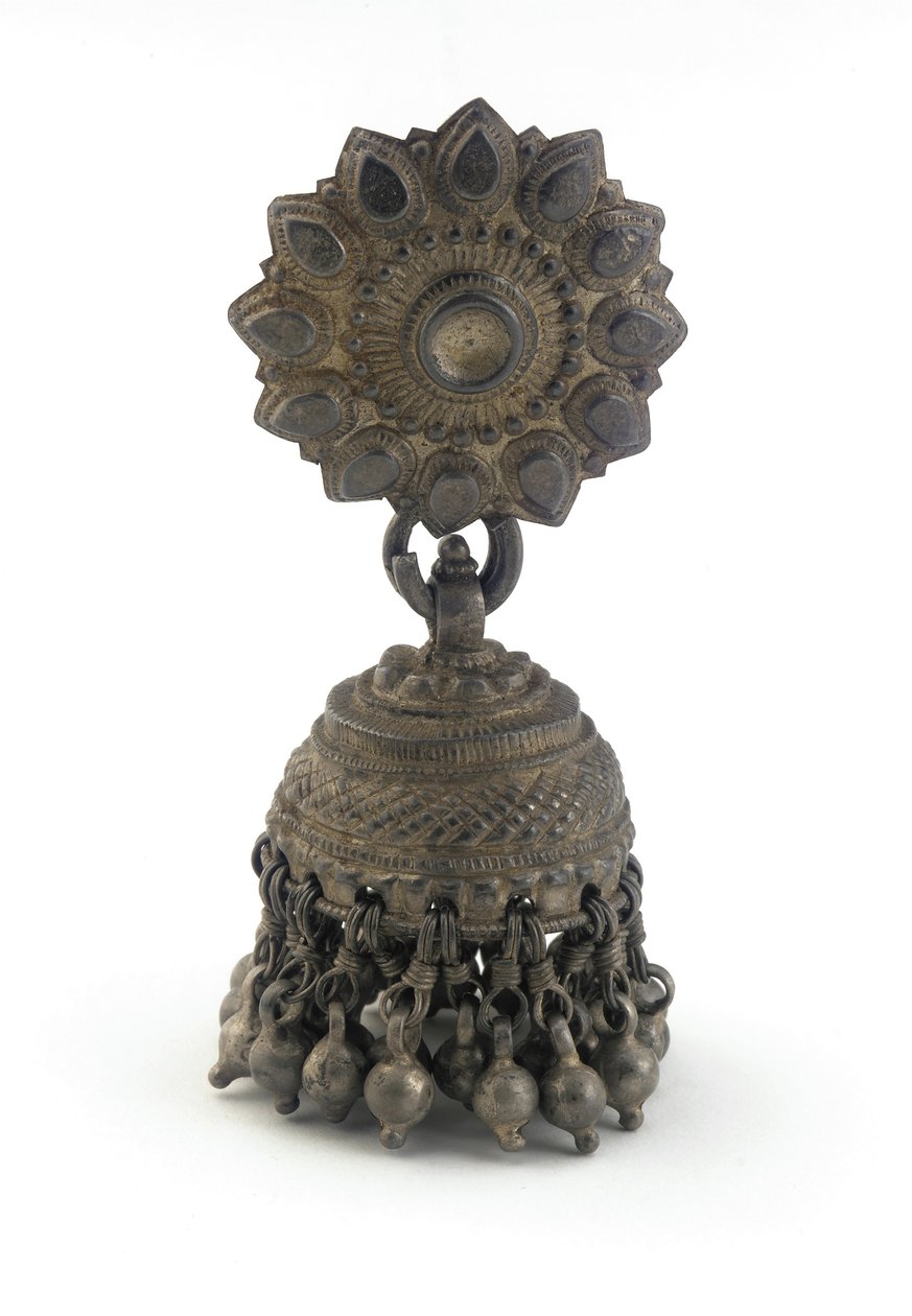 Örhänge (jhumka) (silver) av Indian School
