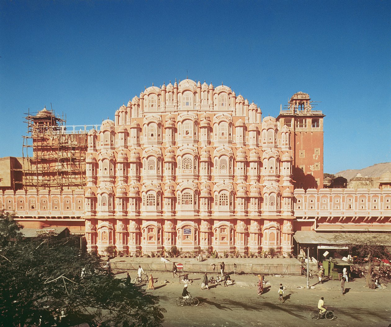 Hawa Mahal (Vindarnas palats) byggt 1799 (se även 121219 & 208425) av Indian School