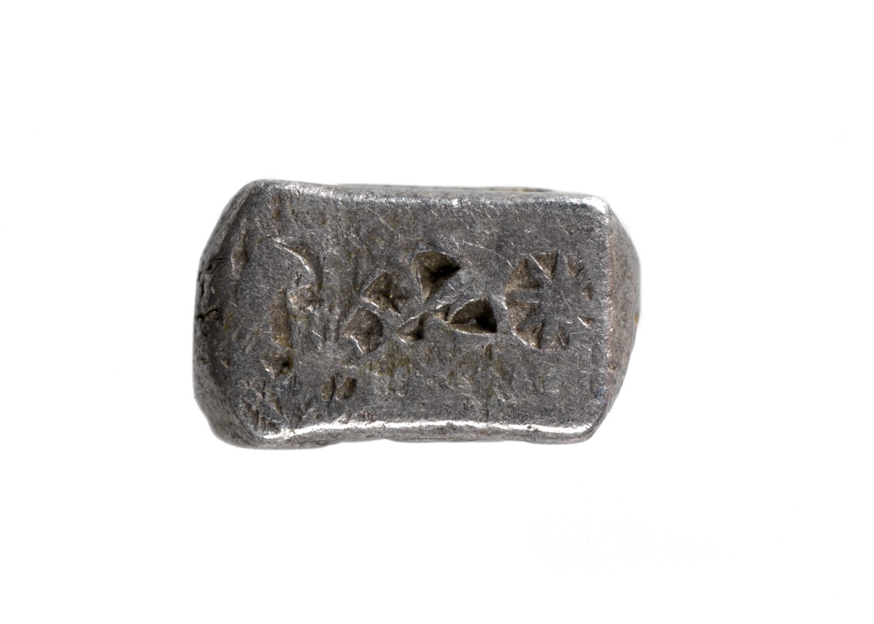 Silver halv karshapana, Avanti av Indian School