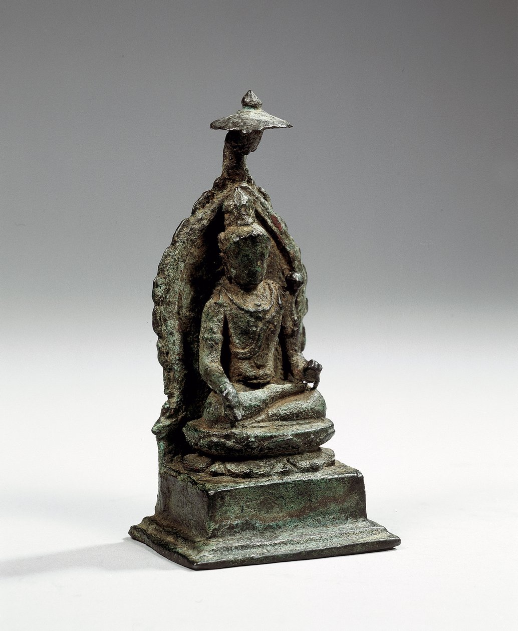 Centraljavanesisk figur av Padmapani, sent 900-tal (brons) av Indonesian