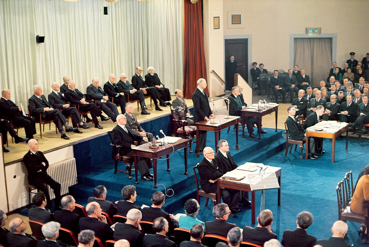 President Eamon de Valera talar till Dail i Mansion House Dublin på 50-årsdagen av Dails invigningsmöte den 21 januari 1919, 1969 av Irish Photographer