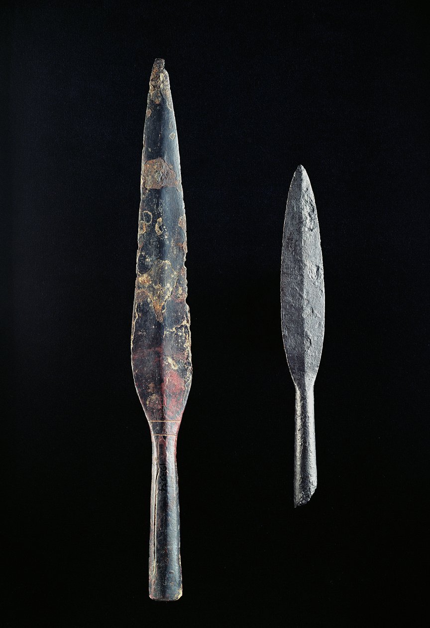Två spjutspetsar (järn) av Iron Age