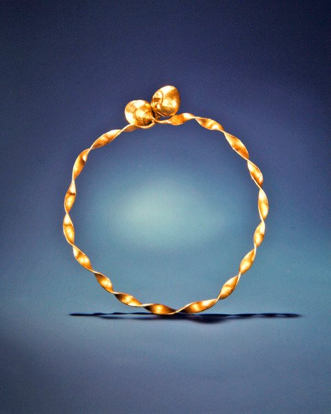 Tvinnad krage, Ardnaglug, County Roscommon, tidig järnålder (guld) av Iron Age