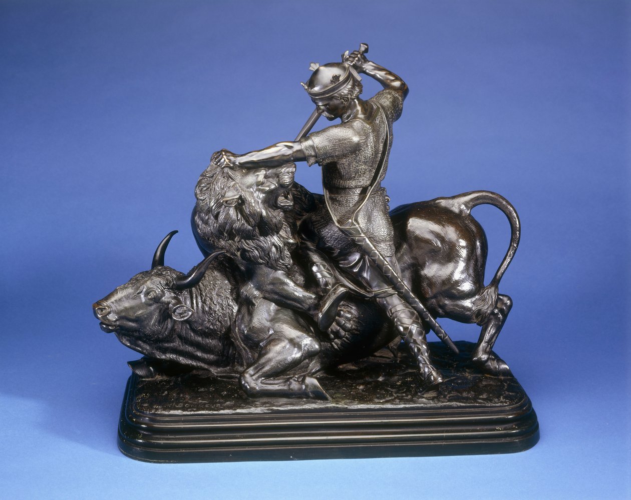 En kung som dödar ett lejon och attackerar en tjur, ca 1874 (svart bronspatina) av Isidore Jules Bonheur