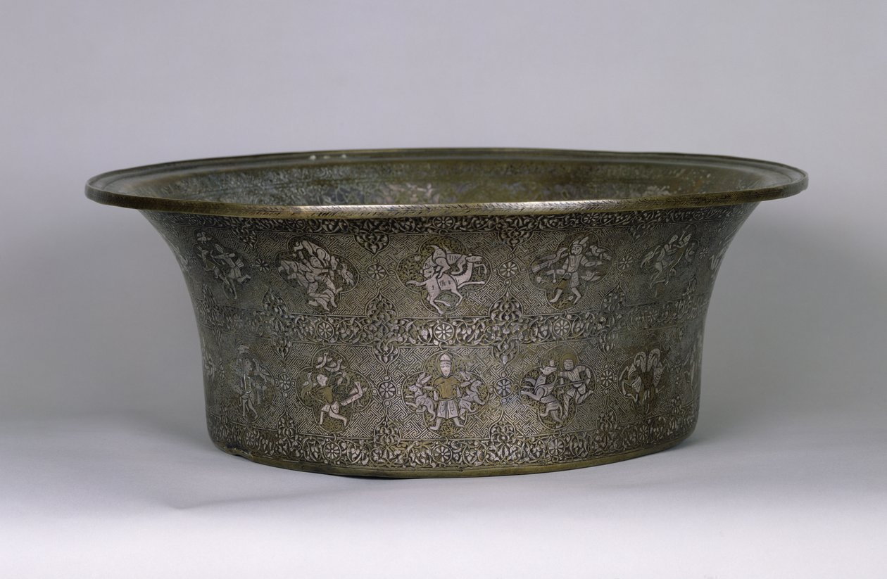 Bassäng med namnet Sultan Al-Malik Al-Adil (1143-1218) Ayyubidperiod, 1238-40 (silver och koppar) av Islamic School