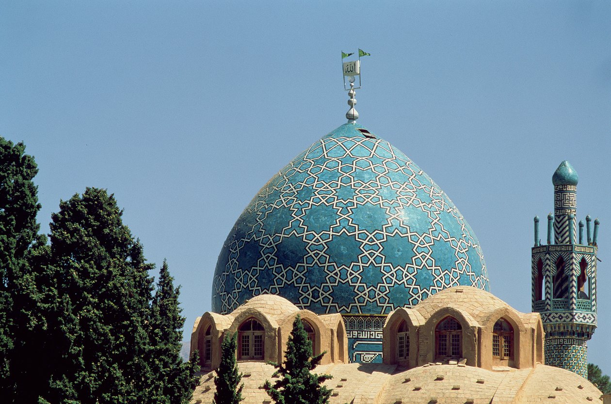 Turkos kaklade kupol av Shah Nematollah Valis mausoleum, byggd mellan 1330-1430 av Islamic School
