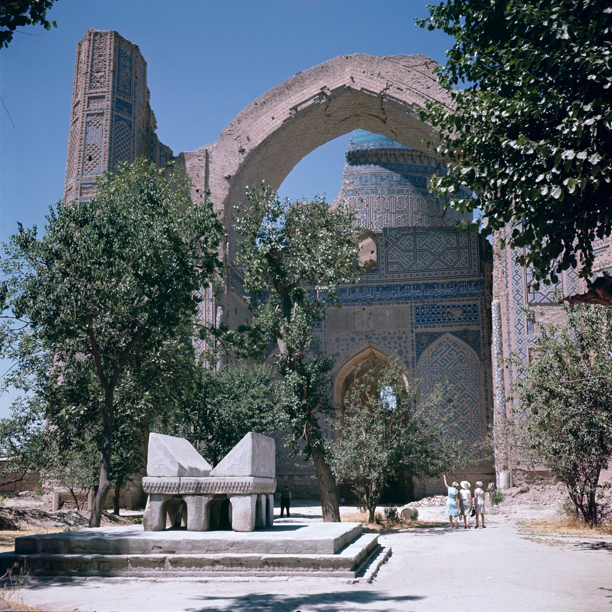Utsikt över gården, 1399-1404 av Islamic School