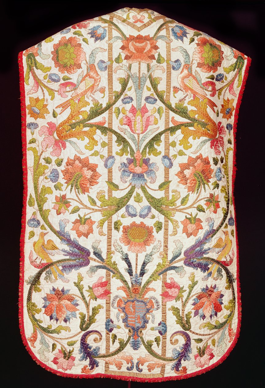 Cream satin chasuble, Neapel, sent 1600-tal (satin broderad med floss siden och silver-förgylld tråd) av Italian School
