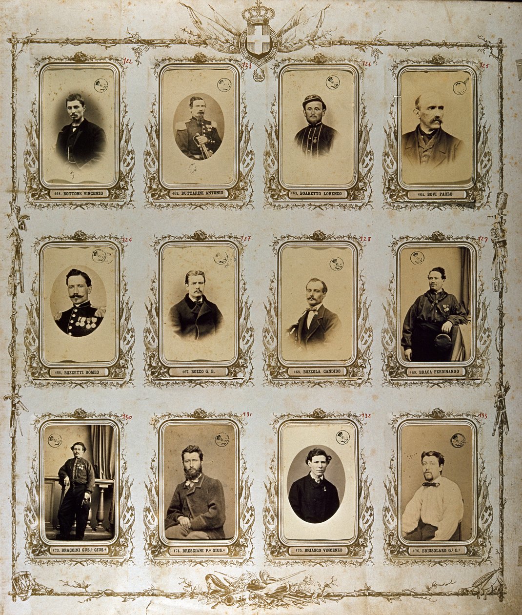 Risorgimento: porträtt av de tusen (eller röda skjortor), som deltog i Giuseppe Garibaldis expedition. 1860-1861 Studio Pavia a Genes. Museo del Risorgimento Rom av Italian Photographer