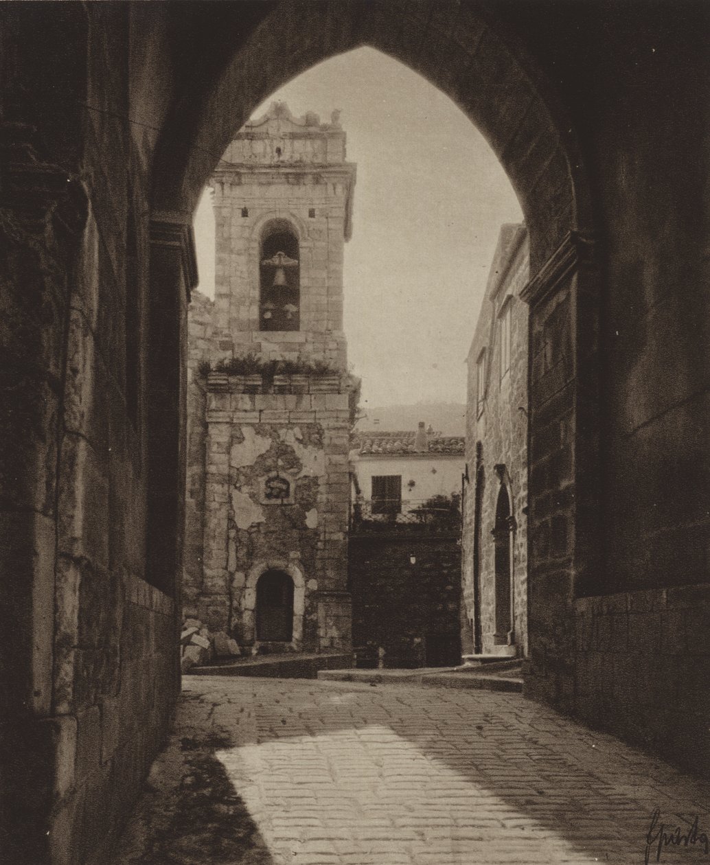 Sicilien / Sicily: Le Madonie, Petralia (svartvitt foto) av Italian Photographer