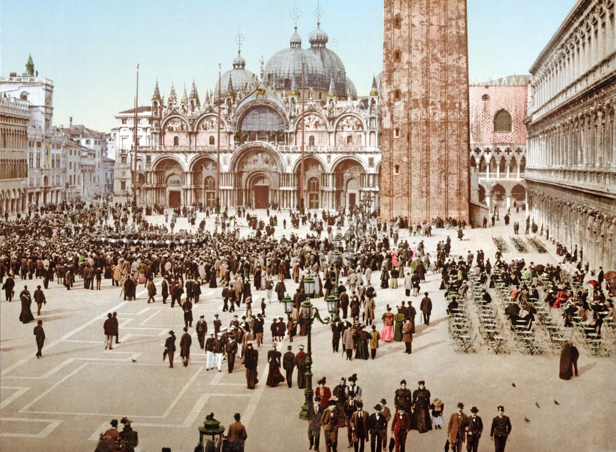 Markusplatsen, Venedig, 1890-1900 av Italian Photographer