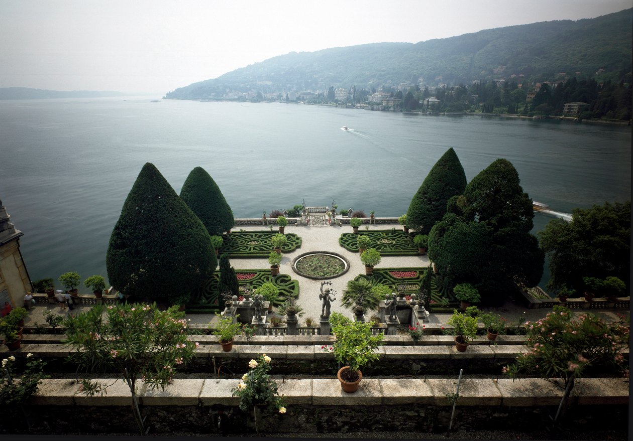 Barockpalatset Vitaliano I Borromeo med anor från 1632, Isola Bella, Lago Maggiore (Lago Maggiore) Italien av Italian School