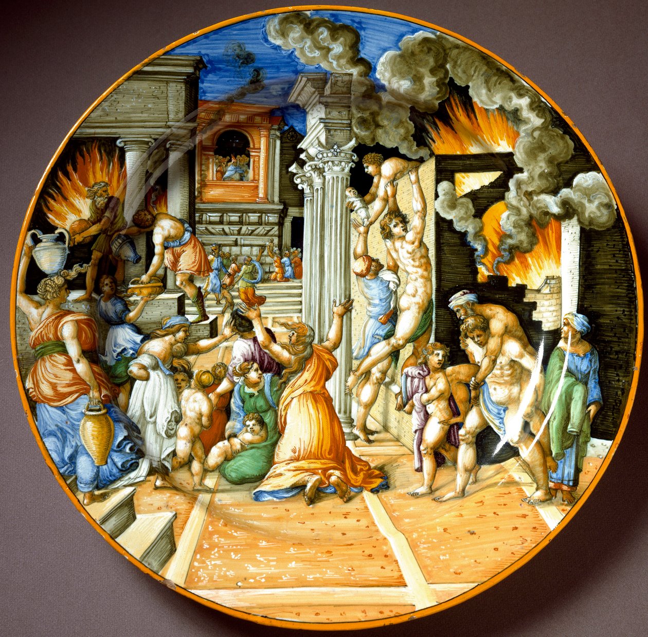 Enee och hans far Anchise under den trojanska branden Keramisk platta tillverkad i Urbino, Italien. 1560 runt Florens, Museo Nazionale del Bargello - Aeneas och hans far Anchises under bränningen av Troja. Keramisk tallrik från Urbino. Cirka 1560. National av Italian School