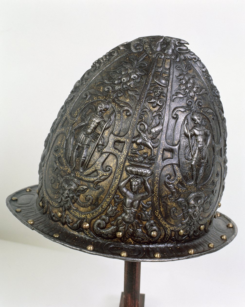 Hjälm, ca 1585 (järn) av Italian School