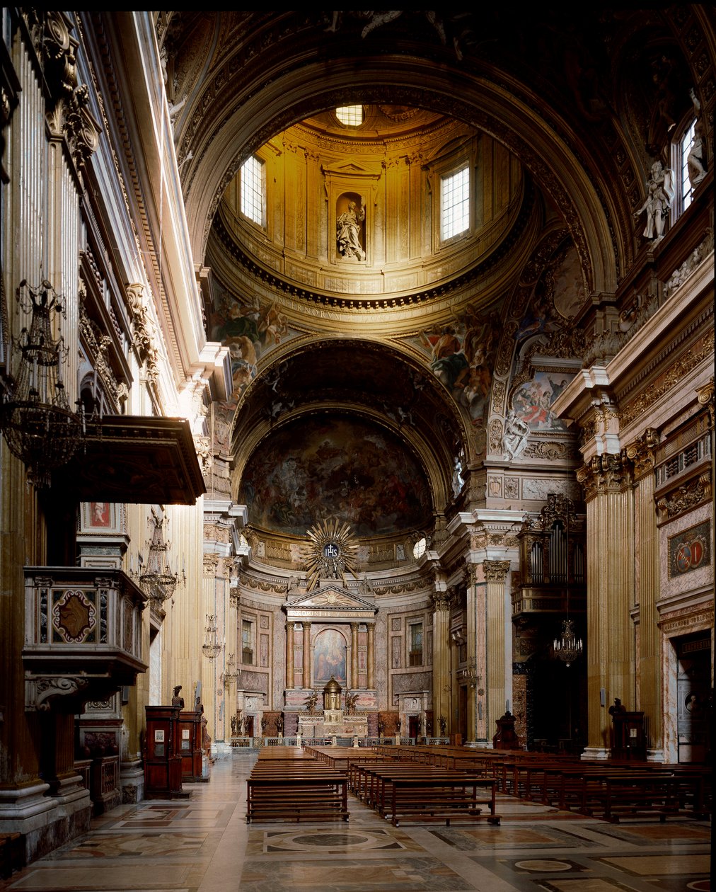 Invändig vy av jesuitkyrkan i Gesu av Italian School