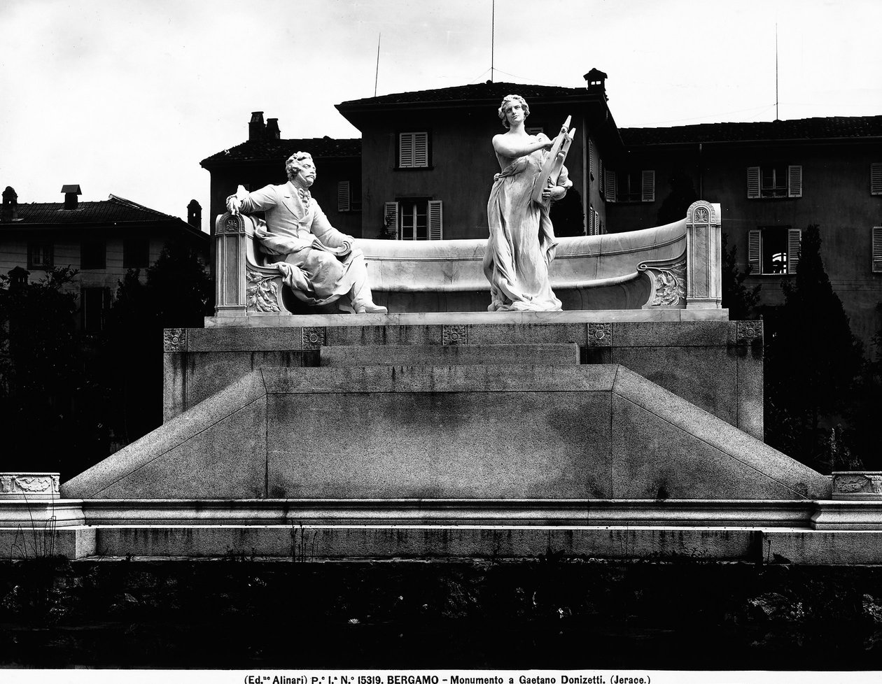 Monument till Gaetano Donizetti (marmor) av Italian School